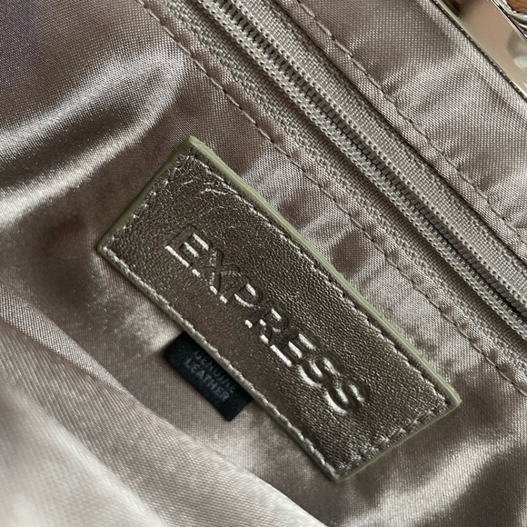 Vintage Y2K Silver LEATHER clutch purse - Picture 5 of 10